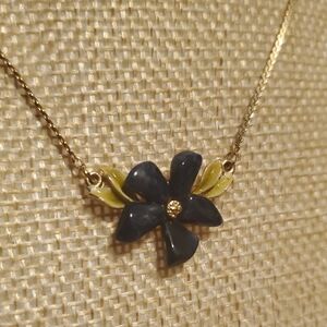 Floral Stone Pendant Necklace